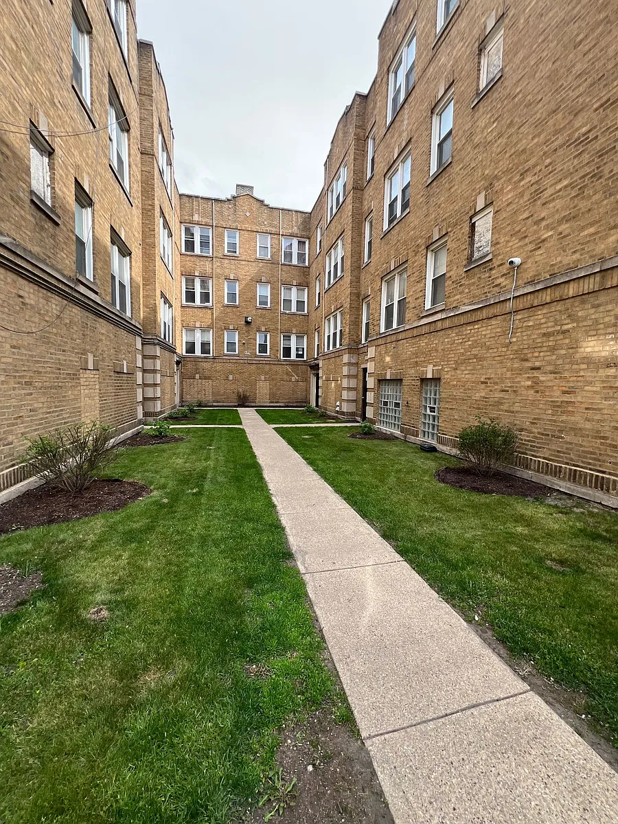 Building Photo - 348 74TH ST