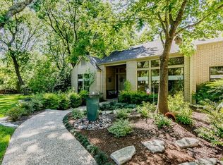 750 River Oaks Dr, Fairview, TX 75069