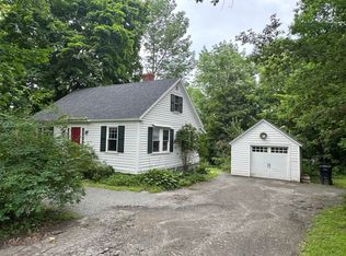 1004 Broadway St, Bangor, ME 04401