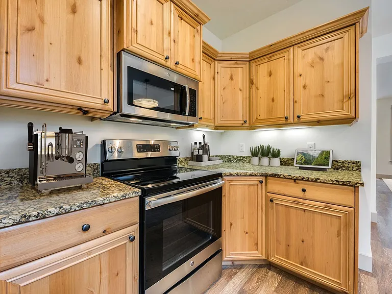 The Fallingbrook Townhomes — Photo 12