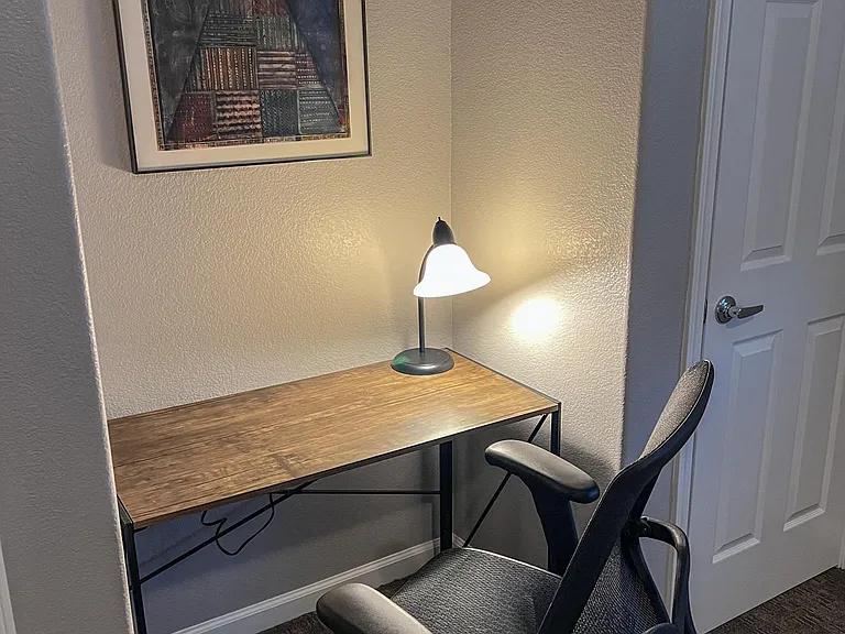 Bedroom2 desk.