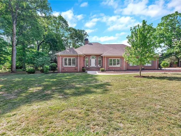 1002 Thornehill Dr, Anderson, SC 29621