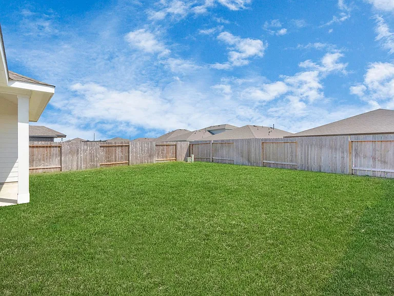 10515 Moon Valley Ln — Photo 40