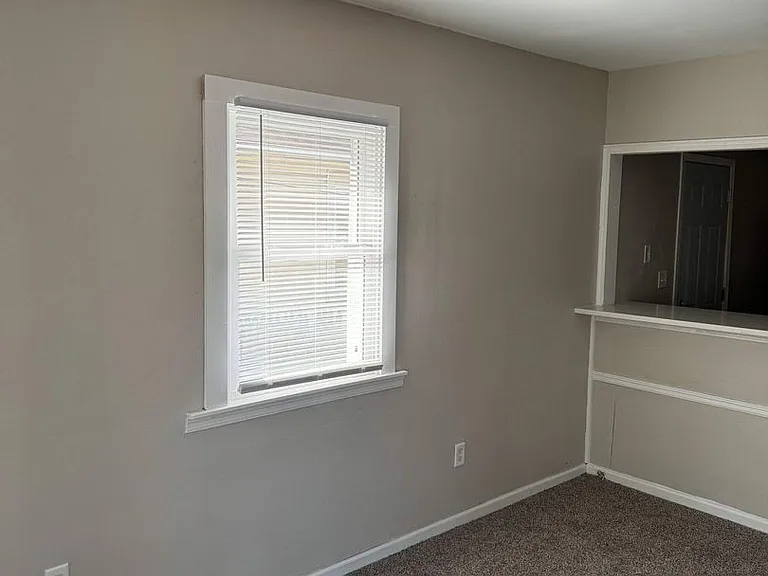 4604 Johnson Ave — Photo 19