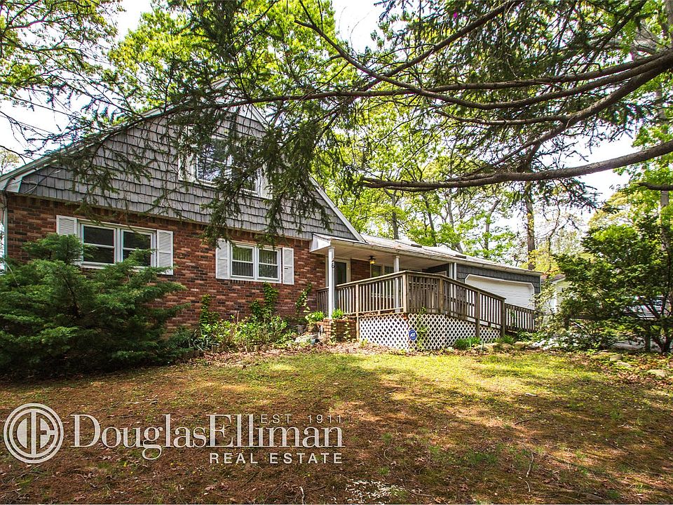 1st image of 6 John Dr
