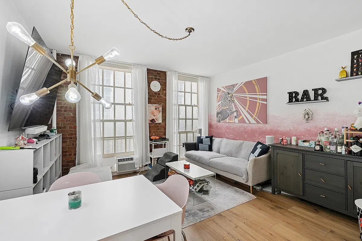 516 East 78th Street — Photo 2
