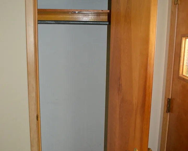 322 Webster St — Photo 42