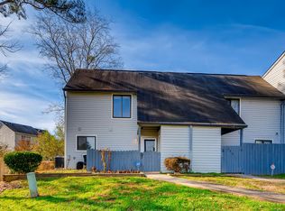 282 Country Club Dr, Jonesboro, GA 30238