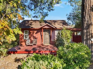 105 Maple St, Phoenix, OR 97535