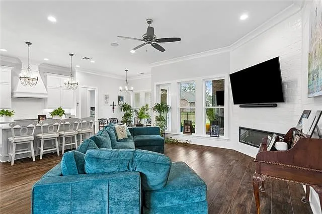 305 Steeplechase Dr — Photo 8