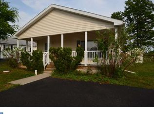 106 Dyer Ct, Royersford, PA 19468