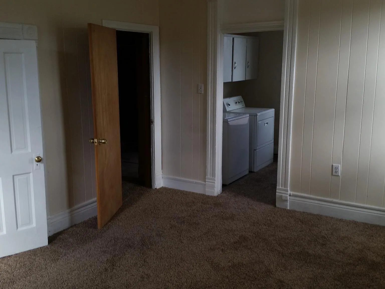 2 bed, 975 sqft, $1,600 — Photo 3