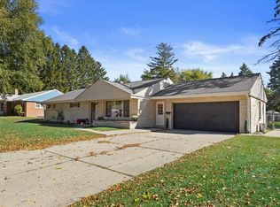 3406 S 95th St, Milwaukee, WI 53227