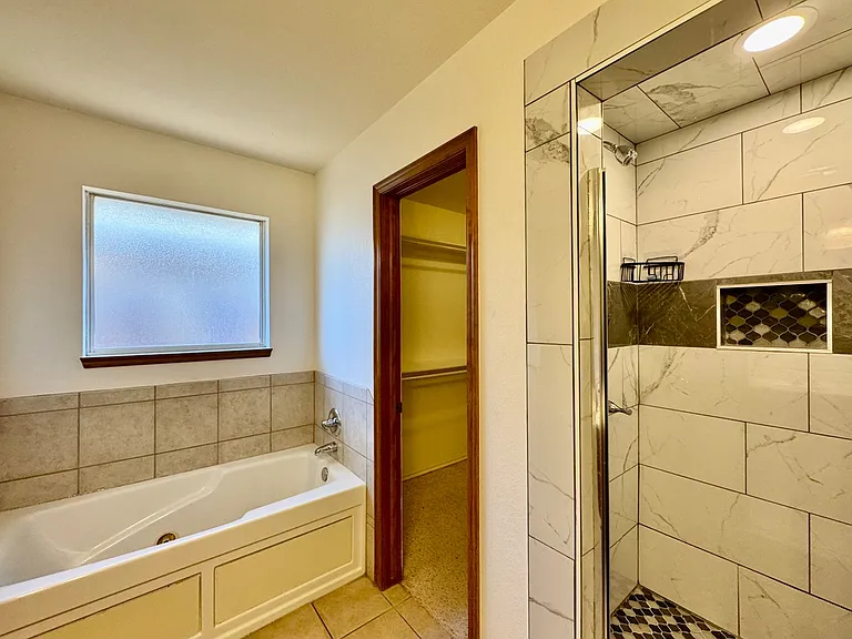 8221 Greer Way — Photo 20