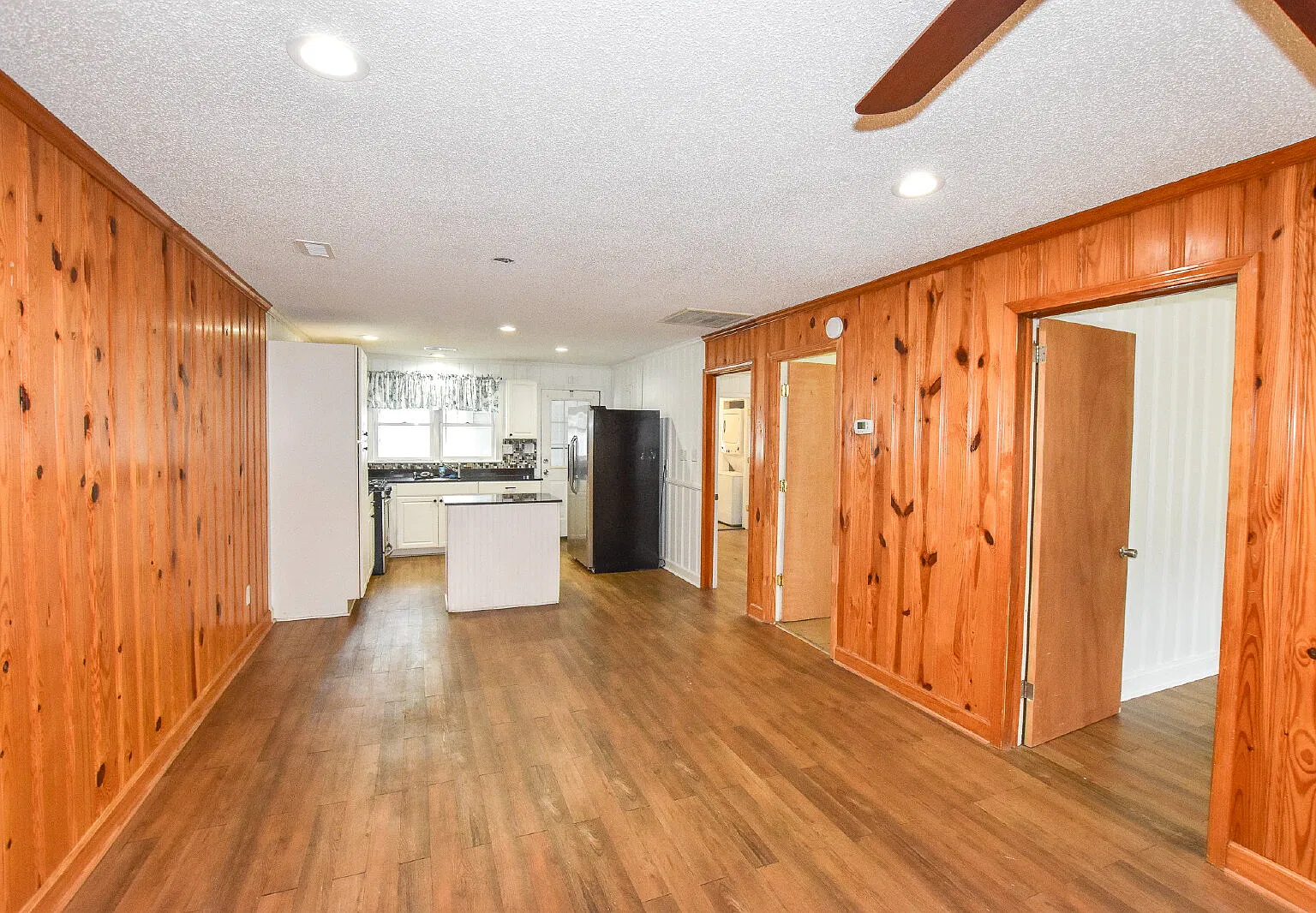 2 bed, 2.0 bath, $2,200 — Photo 3