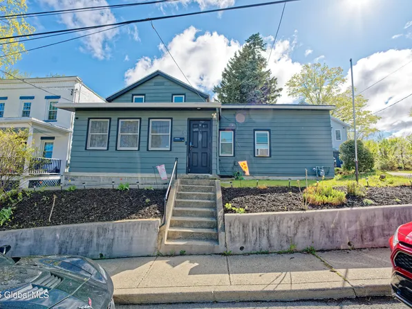 38 Defreest Avenue, Troy, NY 12180