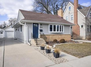 1858 Rutledge St, Madison, WI 53704