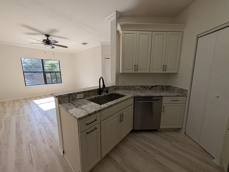 2107 Portofino Pl #3023 — Photo 14