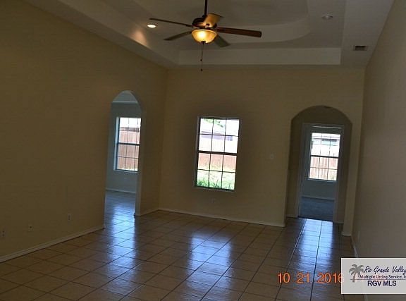 3rd image of 4500 Robin Ave