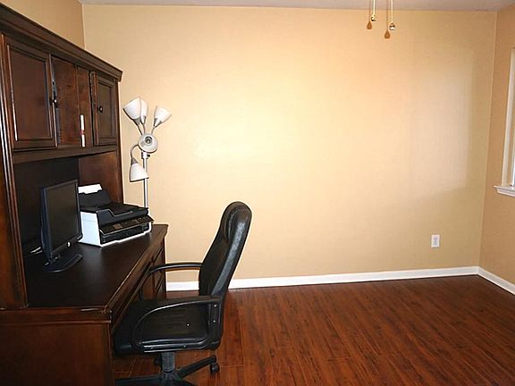 3rd image of 3115 Amber Meadow Dr