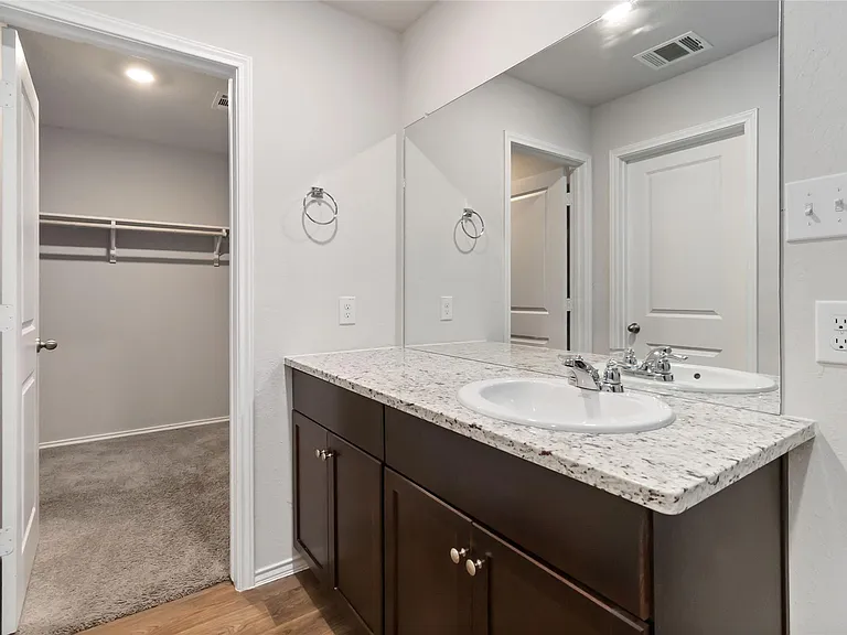 2845 Wolfcreek — Photo 21