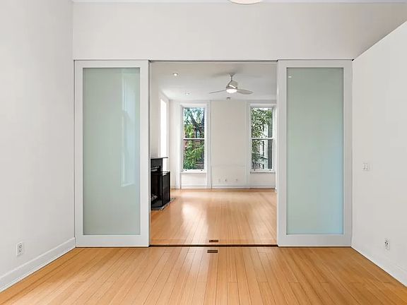 5th image of 71 Orange St APT 22
