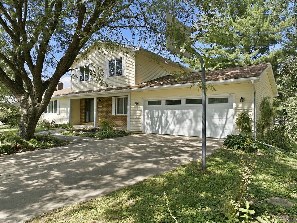 1st image of 910 Juanita Ave