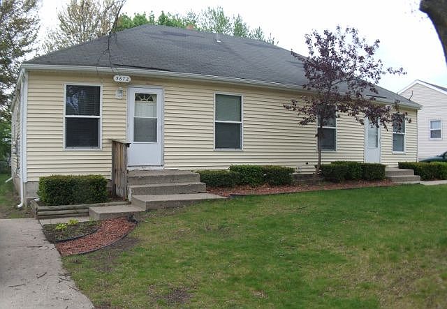 Front view in spring