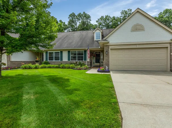 284 Four Seasons Dr #1, Lake Orion, MI 48360
