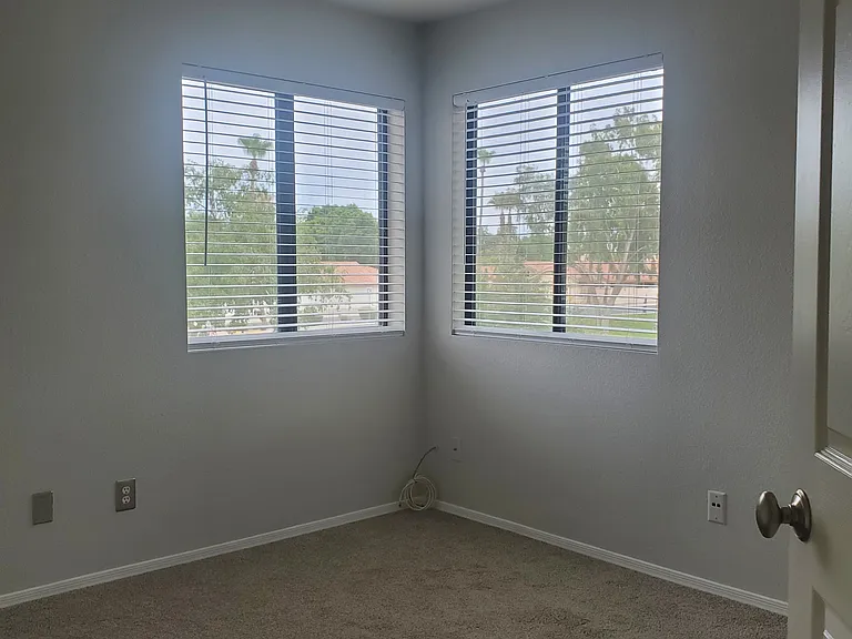 1001 W Antilles Dr — Photo 32