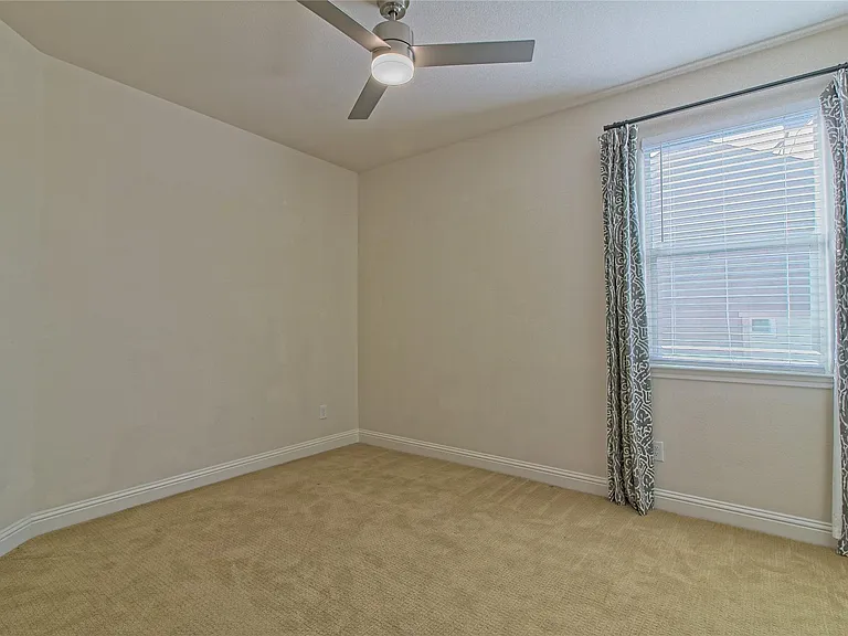 11201 Zimmerman Ln — Photo 26