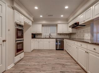 11907 Summerdale St, Houston, TX 77077