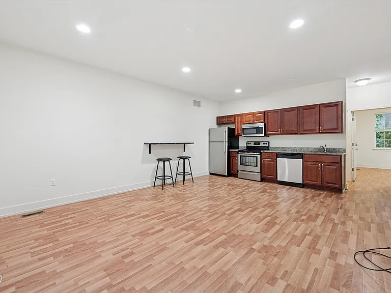 1505 W Master St #1 — Photo 10