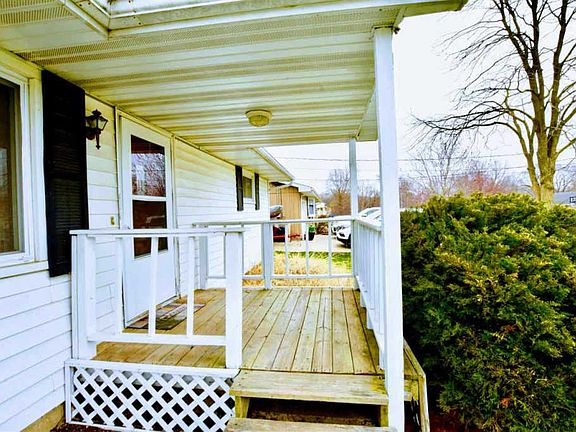 4th image of 1317 E Valley Shore Dr