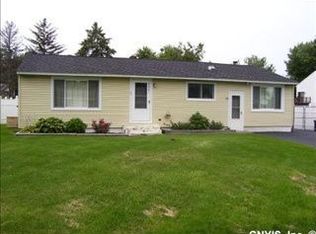 9461 Wickham Dr, Brewerton, NY 13029