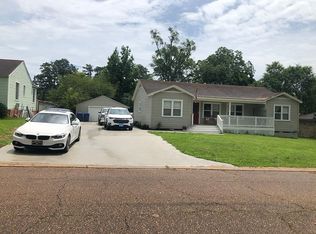 1105 Kings Rd, Leesville, LA 71446