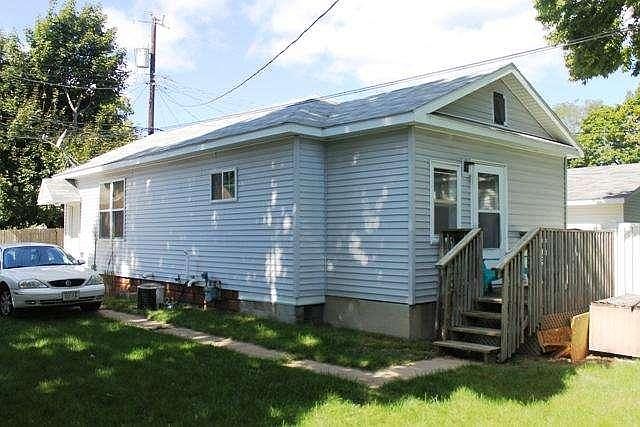 2nd image of 1010 9th St S #1012