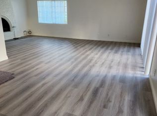 4600 E 4th St APT 1, Long Beach, CA 90814