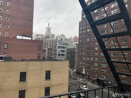 Rented by Oxford Property Group | media 19