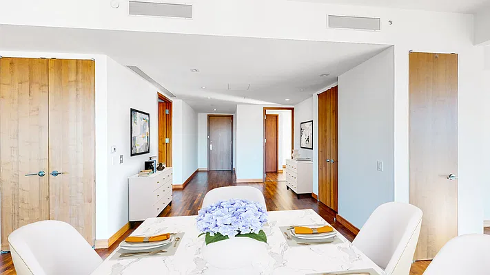 Sold by LEVEN Real Estate | media 19
