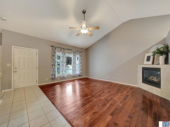 4th image of 2749 S 38th St