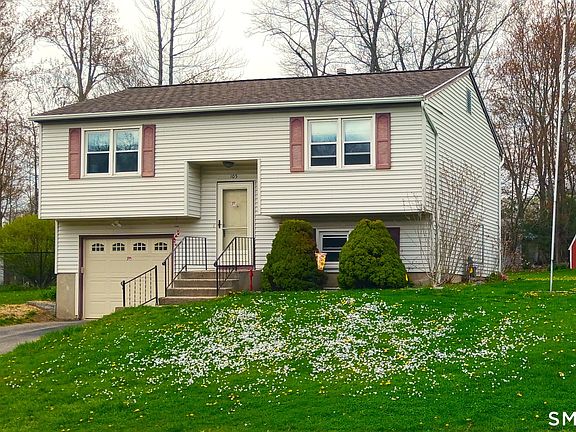 2nd image of 105 Concord Road