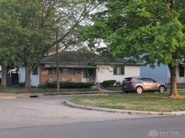 175 S 1st St, Miamisburg, OH 45342