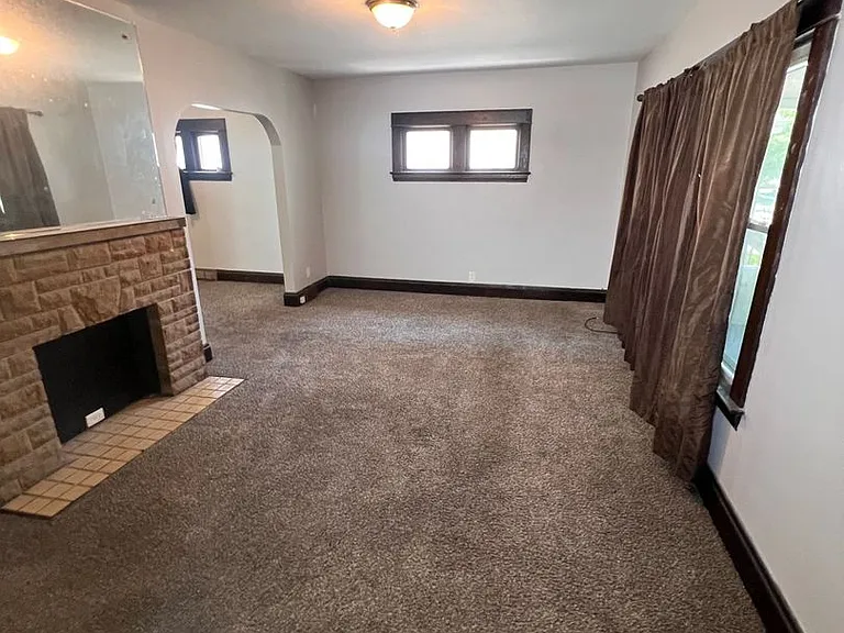 15403 School Ave — Photo 10