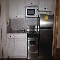 4th image of 350 W 48th St