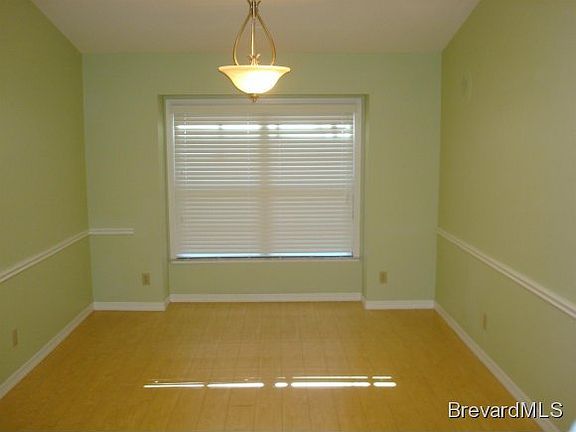 5th image of 3557 E Muirfield Dr