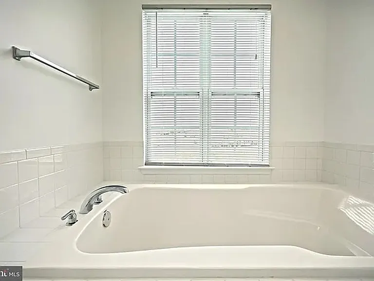 1193 Ledge Dr — Photo 17