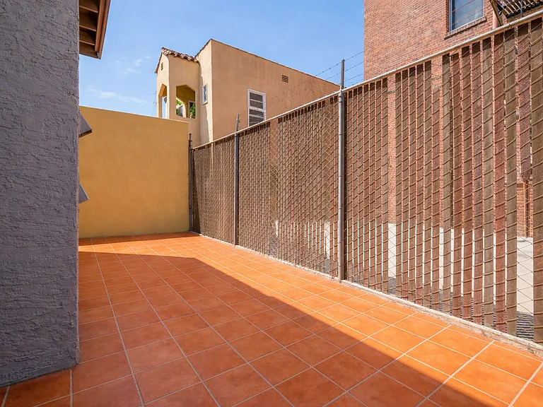 MC 1217 Berendo Properties LLC — Photo 22