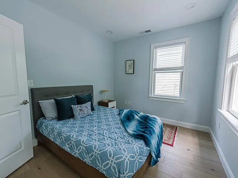 58 Governor St #2 — Photo 10