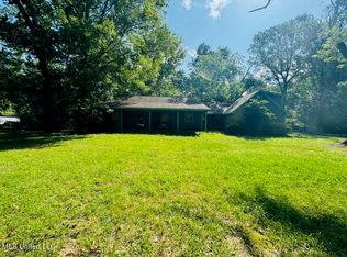 6730 Gary Rd, Jackson, MS 39272